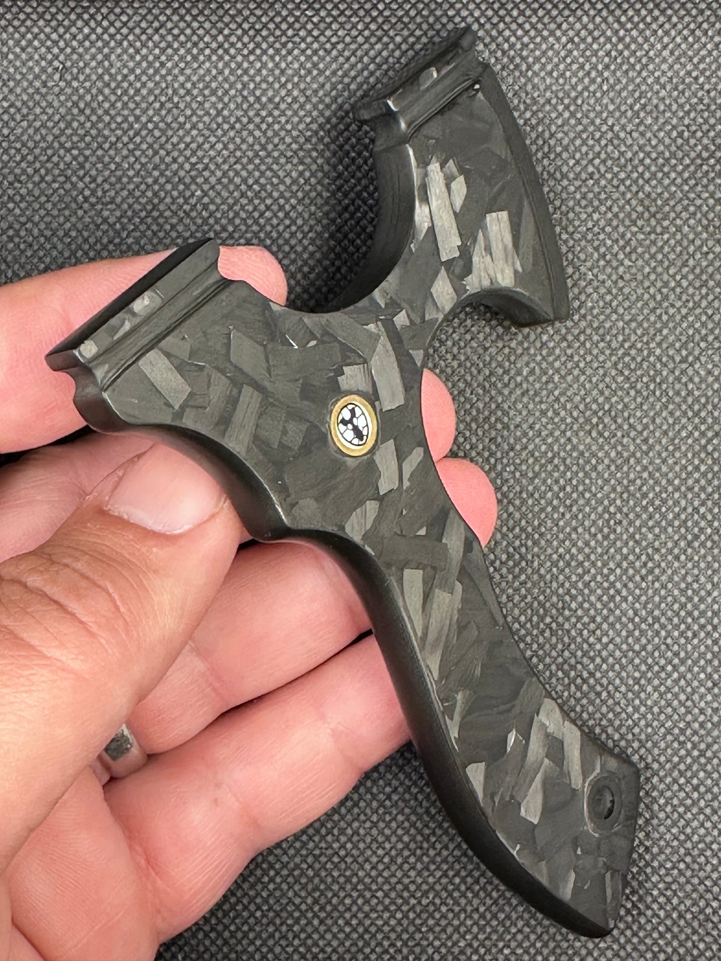 Wiro - Carbon Fiber