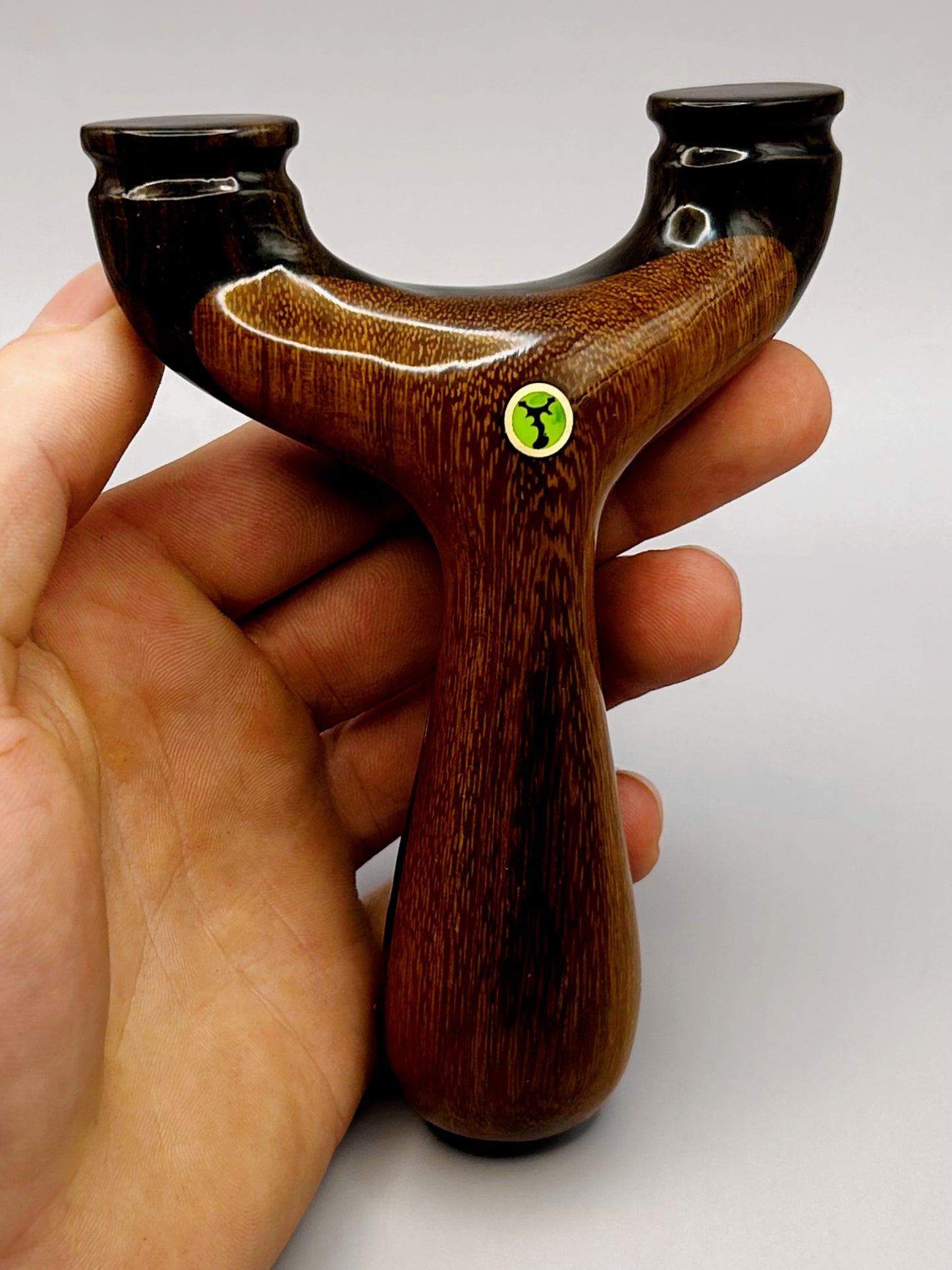 Exotic Harlay Peg Head