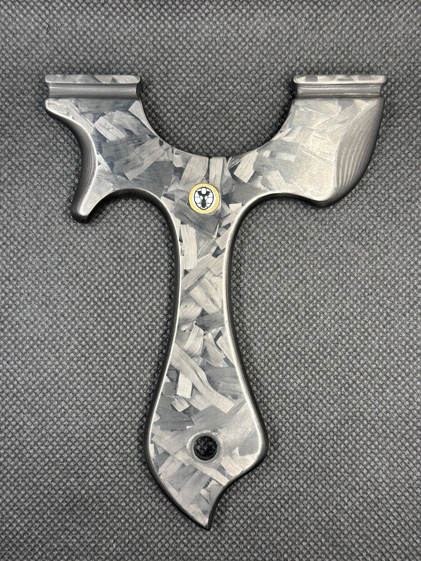 Karo - Carbon Fiber