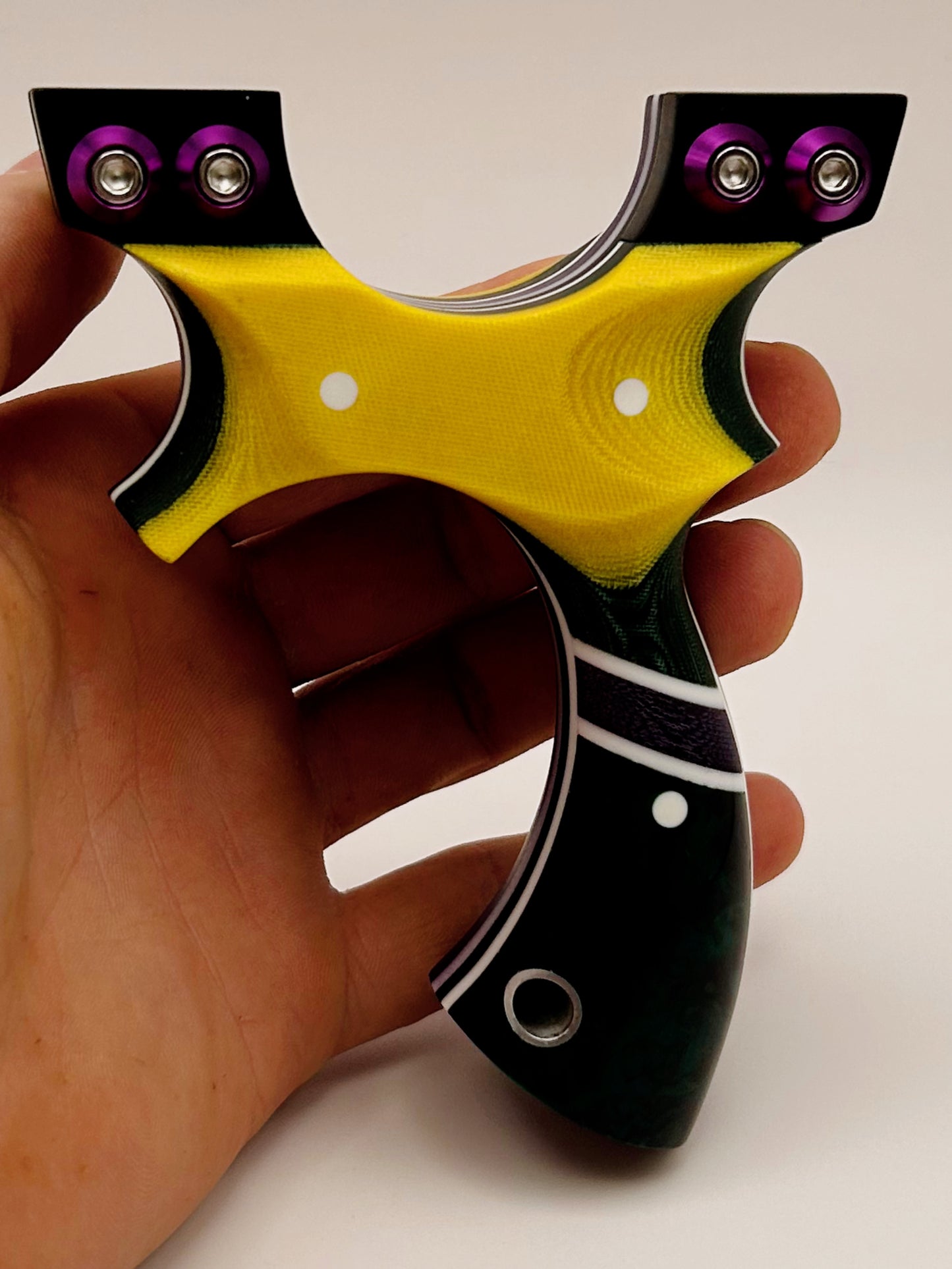 NFZ-Eagle (Left Hand Hold)