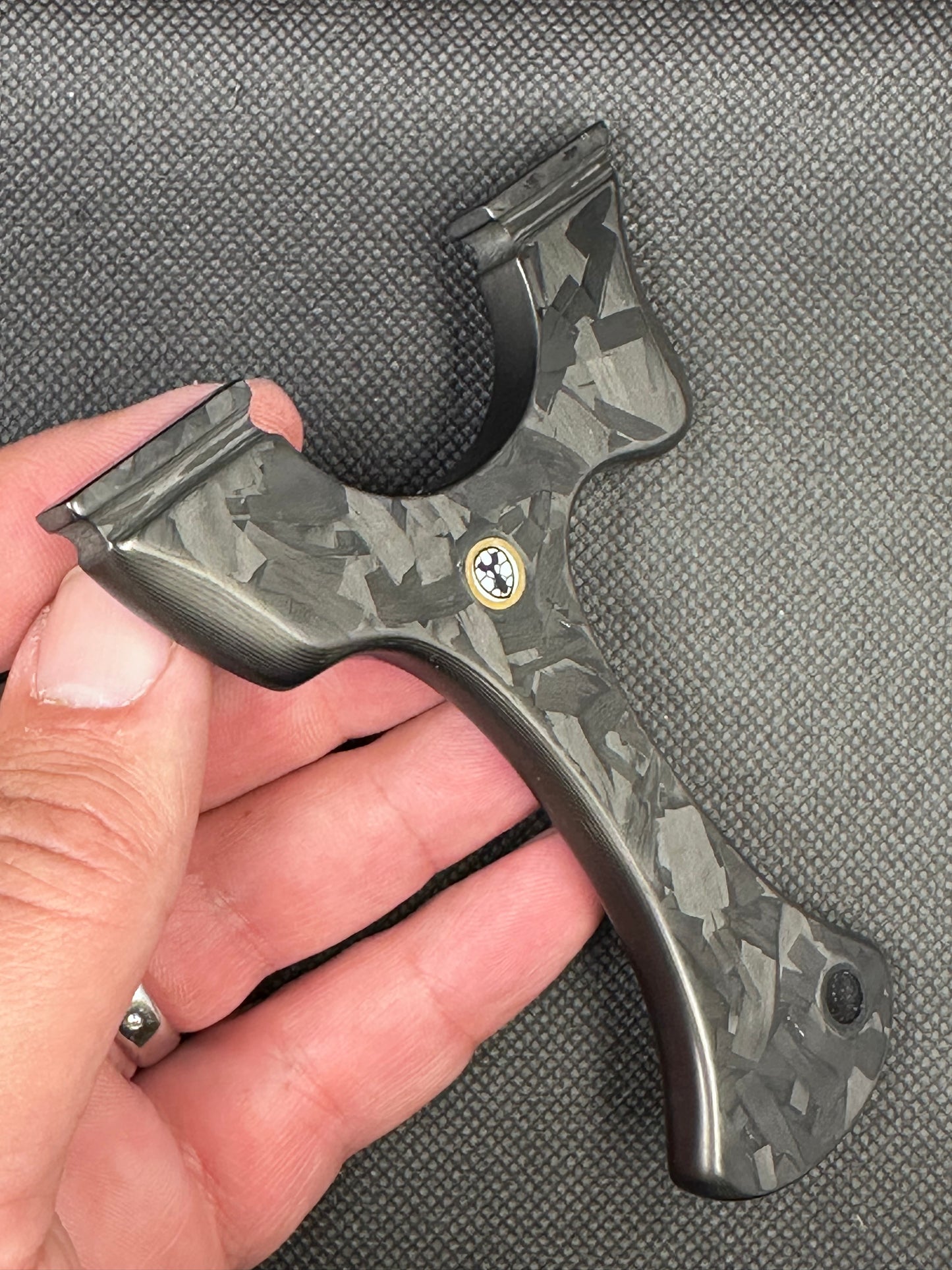 Ciro - Carbon Fiber