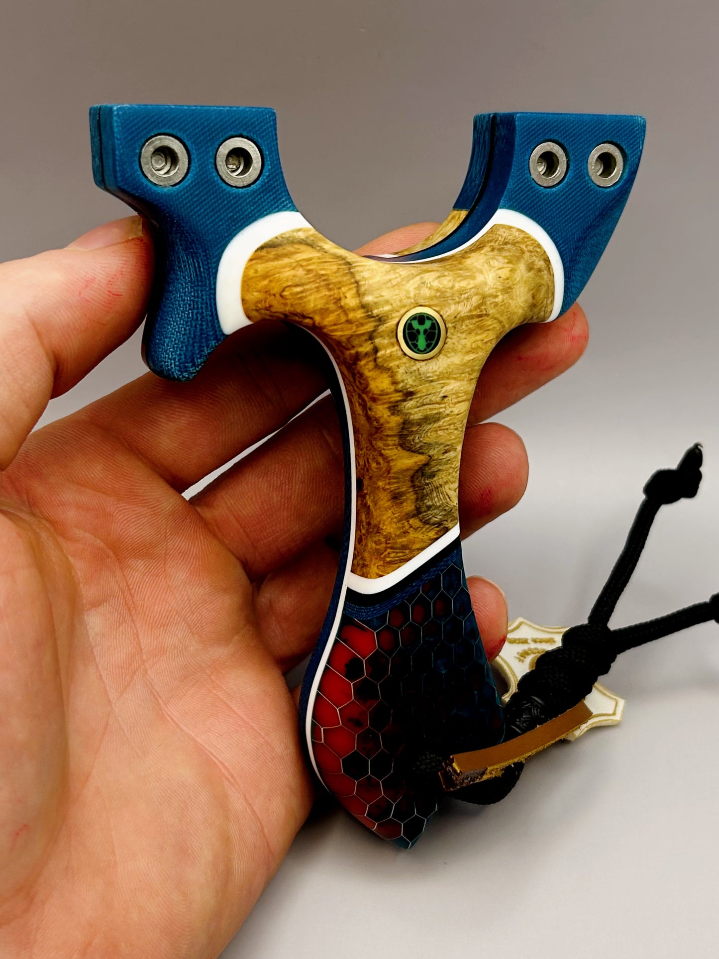 KARO (Left Hand Hold)