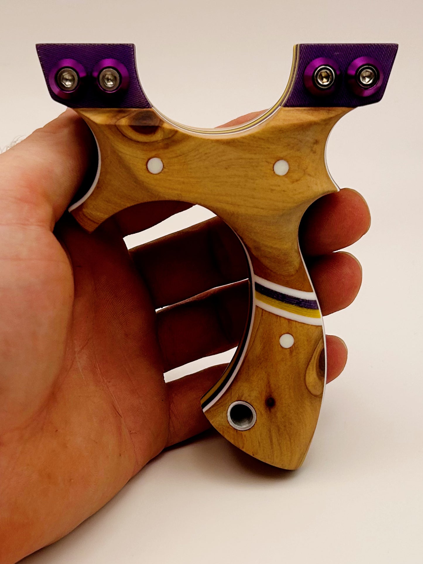 NFZ- Eagle (Left Hand Hold)