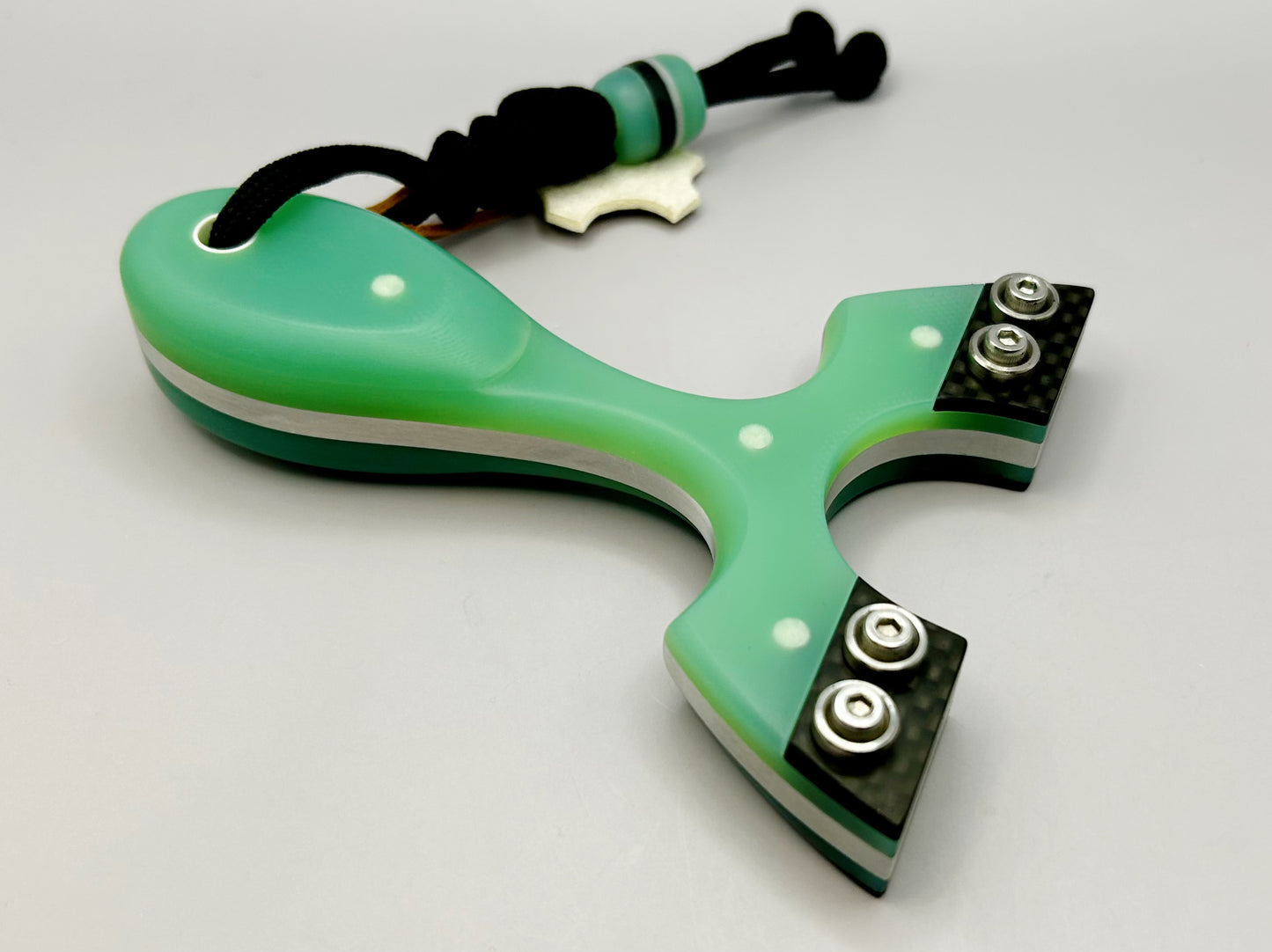 Kungo SL- Jade With Carbon Fiber Clips