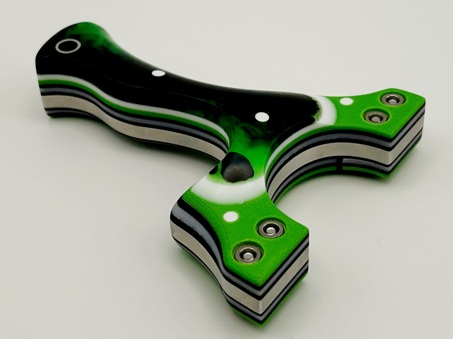 Axel Ergo (Left Hand Hold)