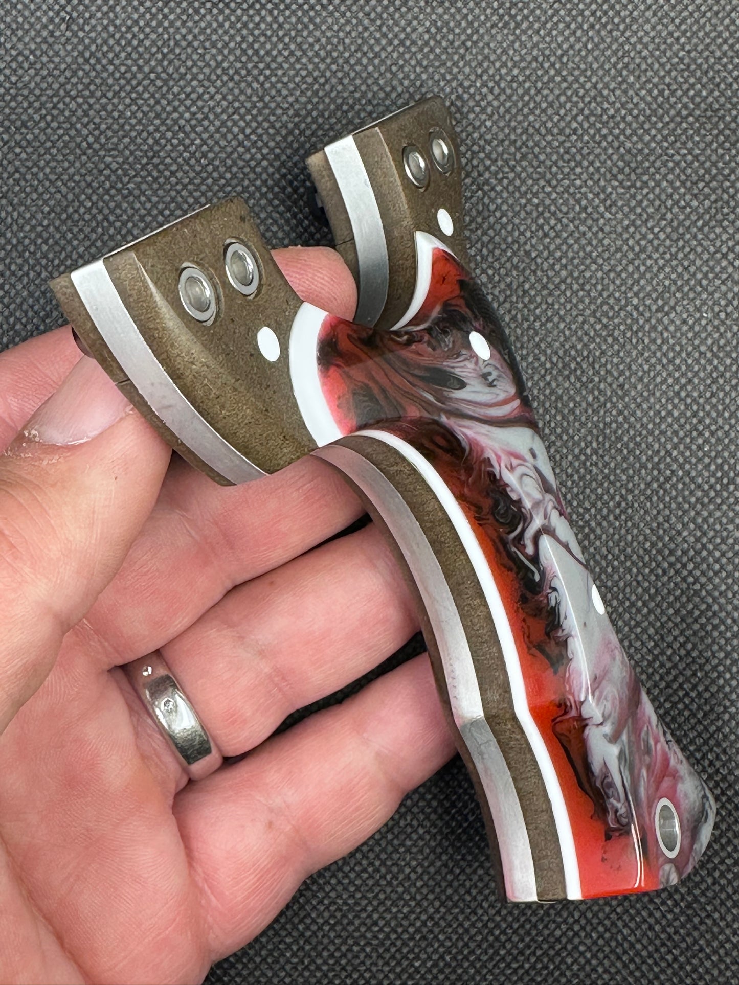 Axle - Right Hand Hold