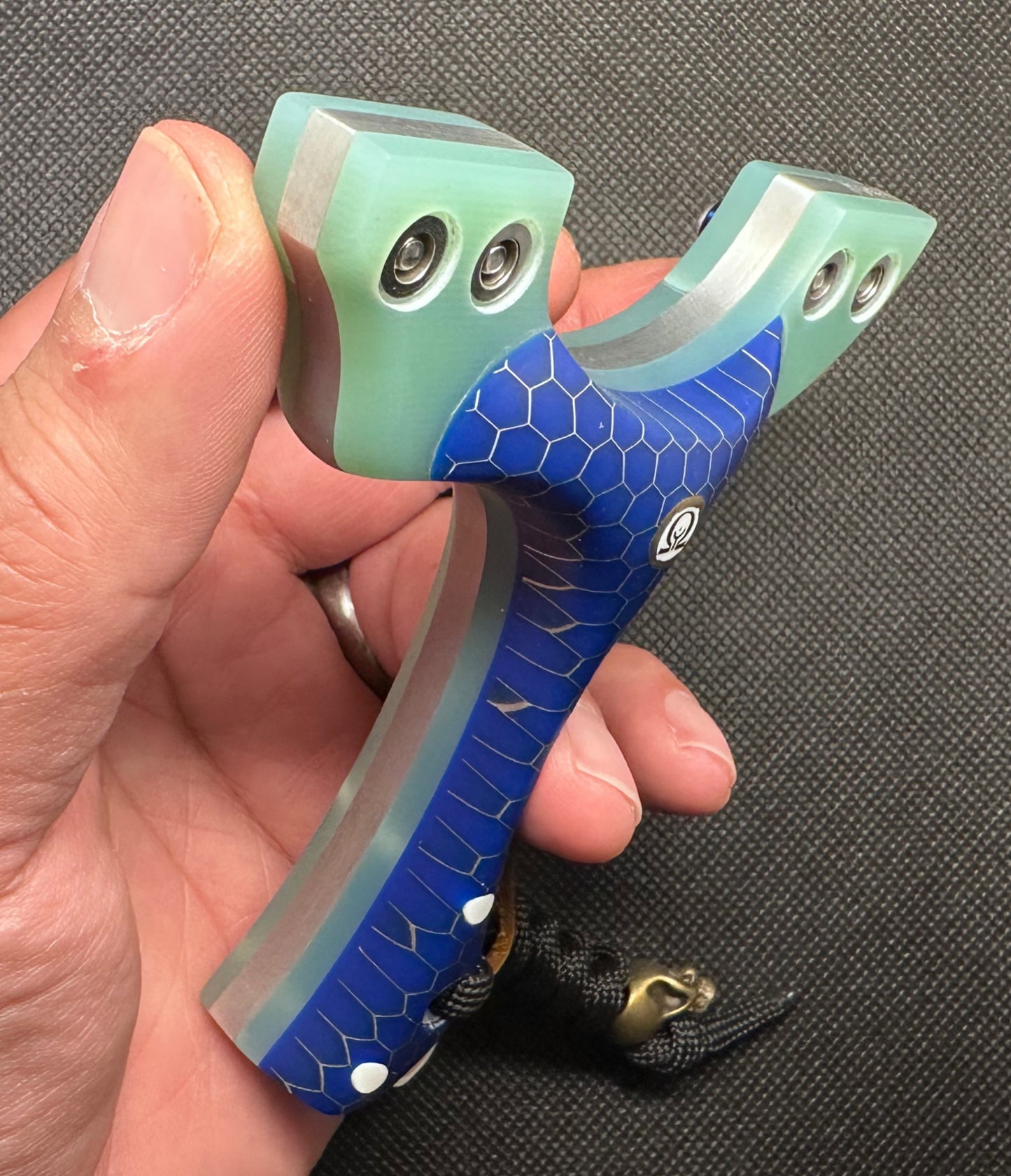 T-Bone Left Hand Hold